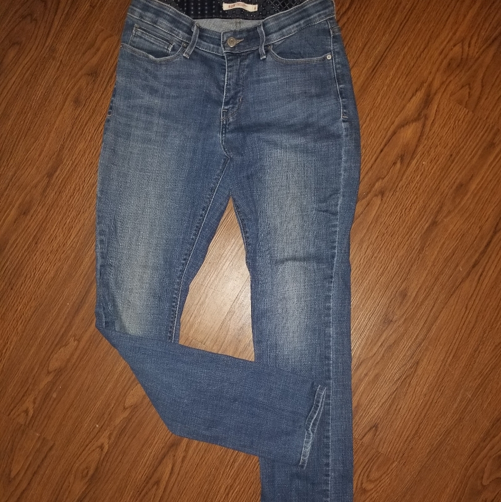 Levi's Perfect Fit 525 size 6